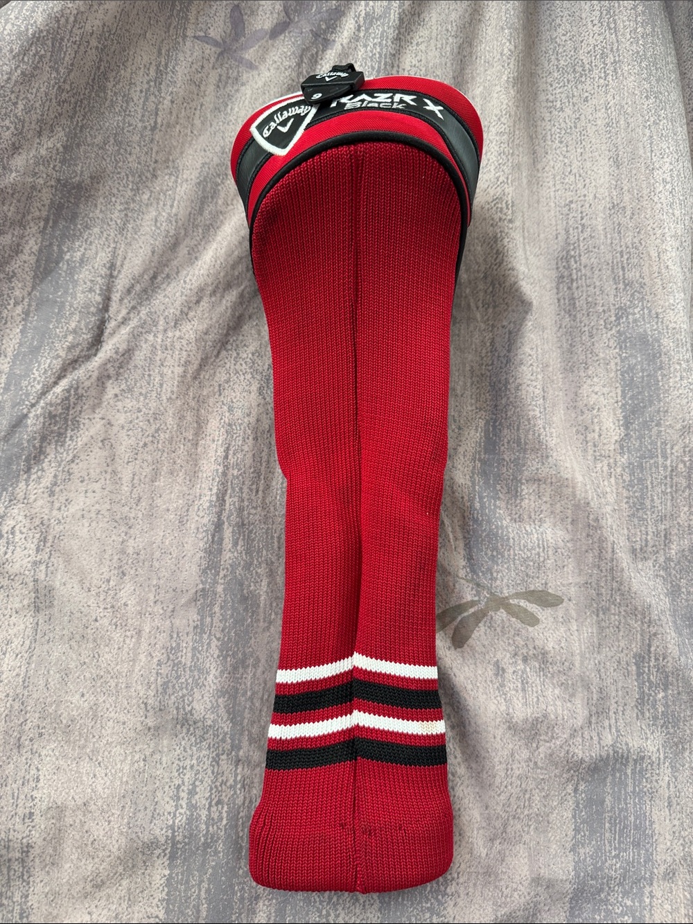 Callaway RAZR X Red and Black Knit Golf Club Headcover with stripes.